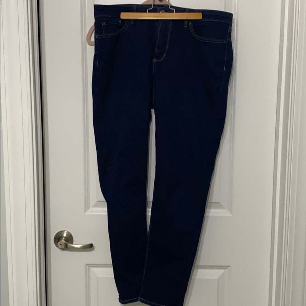 SZ 14 Skinny Leg Dark Wash